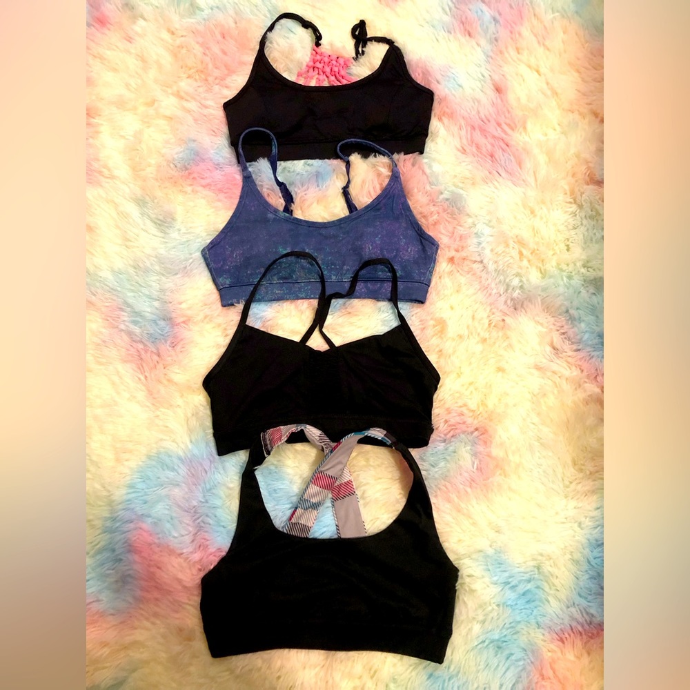 Bundle of 4 Small Sports Bras 014